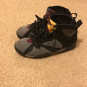 Air Jordan bourdeux size 13